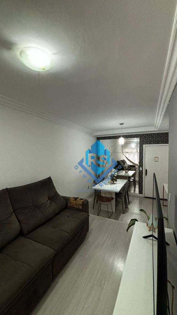 Apartamento à venda com 2 quartos, 64m² - Foto 5