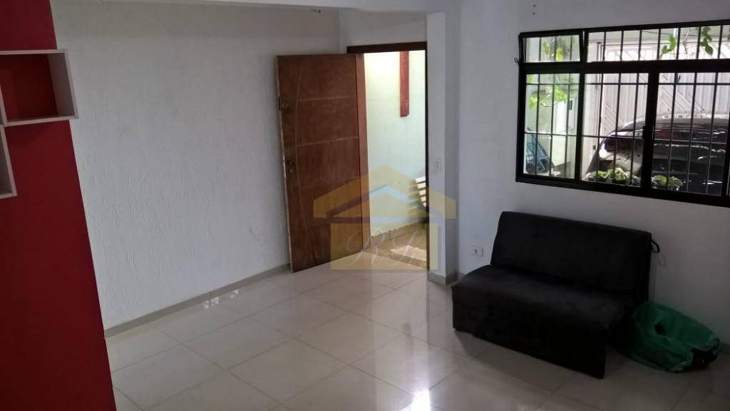 Sobrado à venda com 3 quartos, 110m² - Foto 1