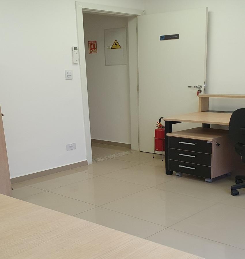 Prédio Inteiro para alugar com 11 quartos, 210m² - Foto 19