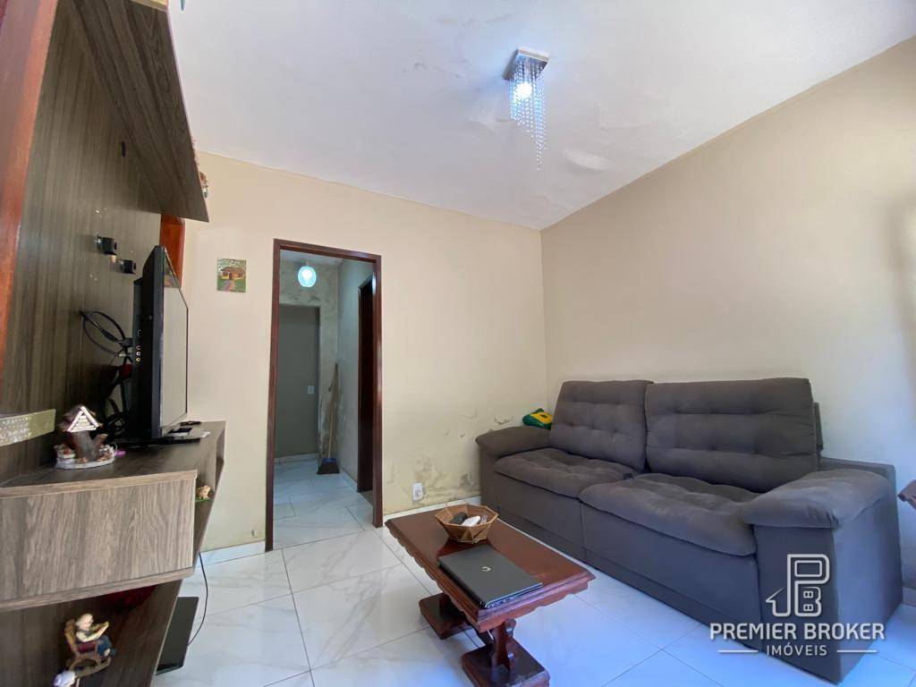 Casa à venda com 3 quartos, 200m² - Foto 3