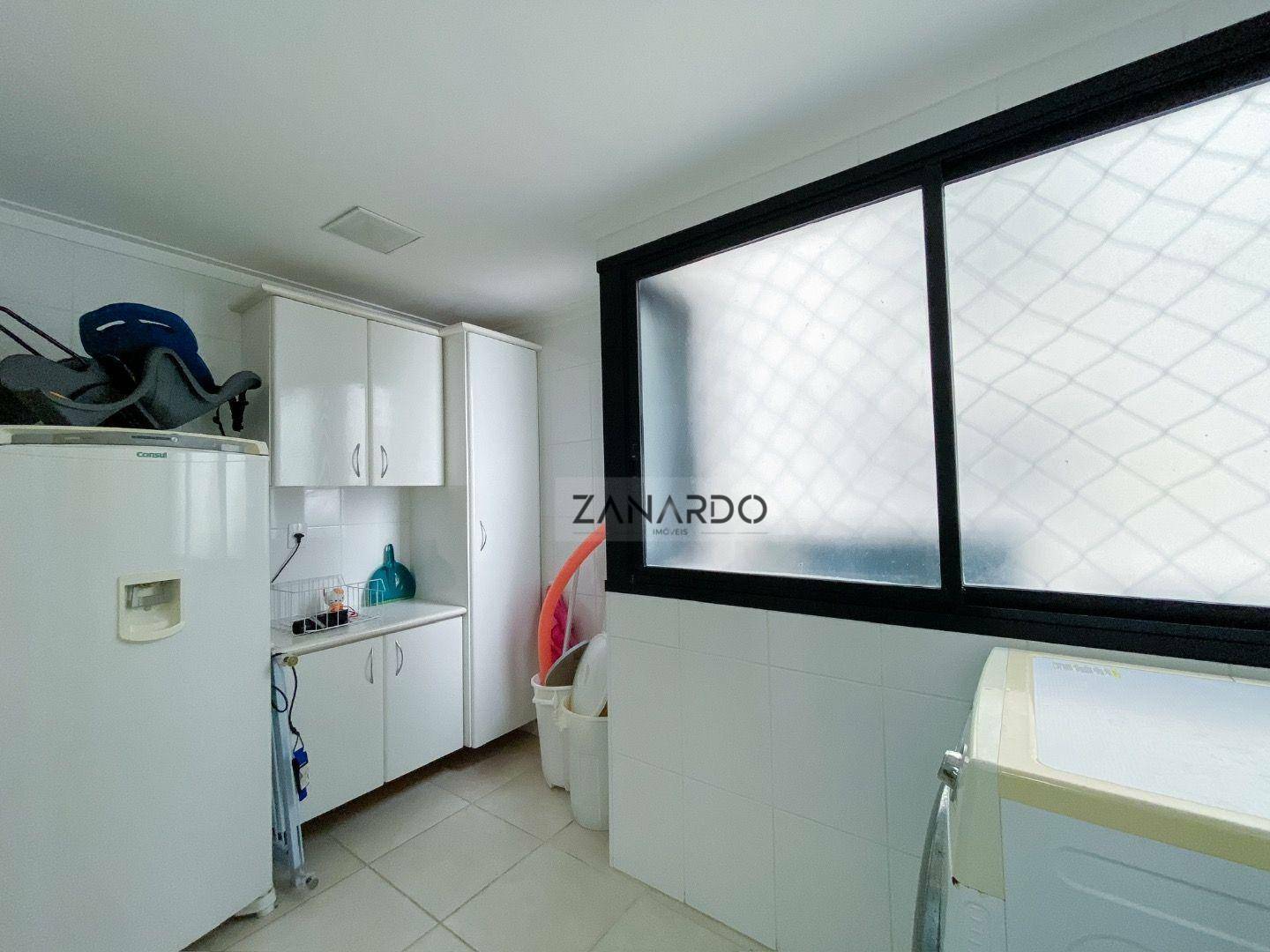 Apartamento à venda com 3 quartos, 106m² - Foto 18