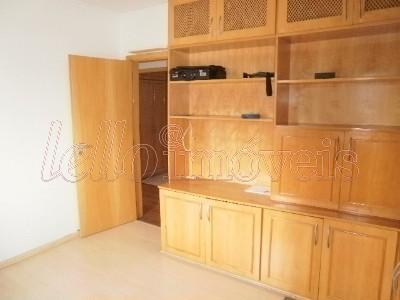 Apartamento para alugar com 3 quartos, 220m² - Foto 6