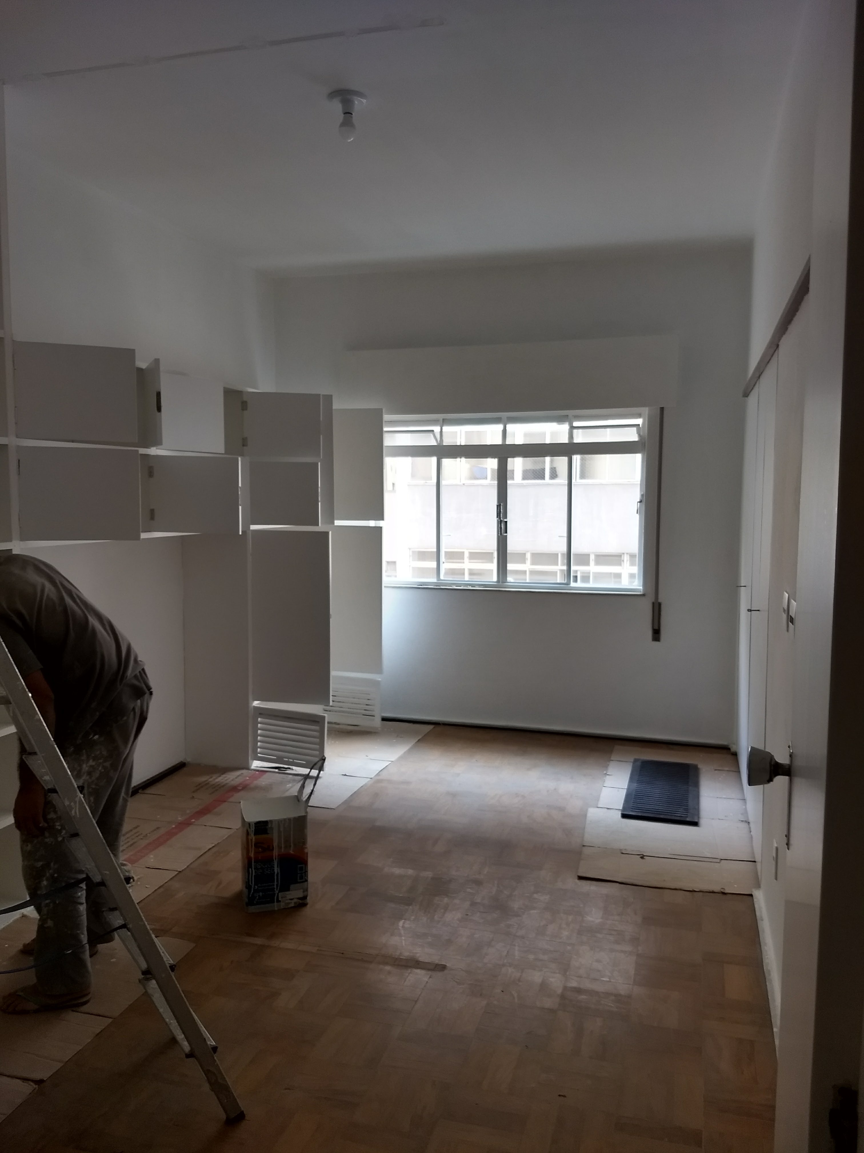 Apartamento à venda com 3 quartos, 291m² - Foto 9