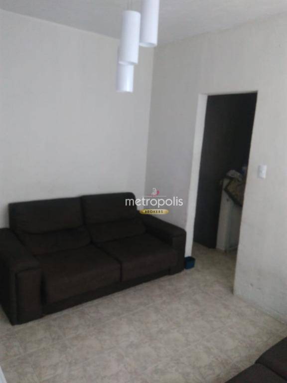 Sobrado à venda com 2 quartos, 220m² - Foto 1