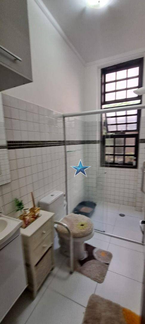 Casa à venda com 3 quartos, 180m² - Foto 8