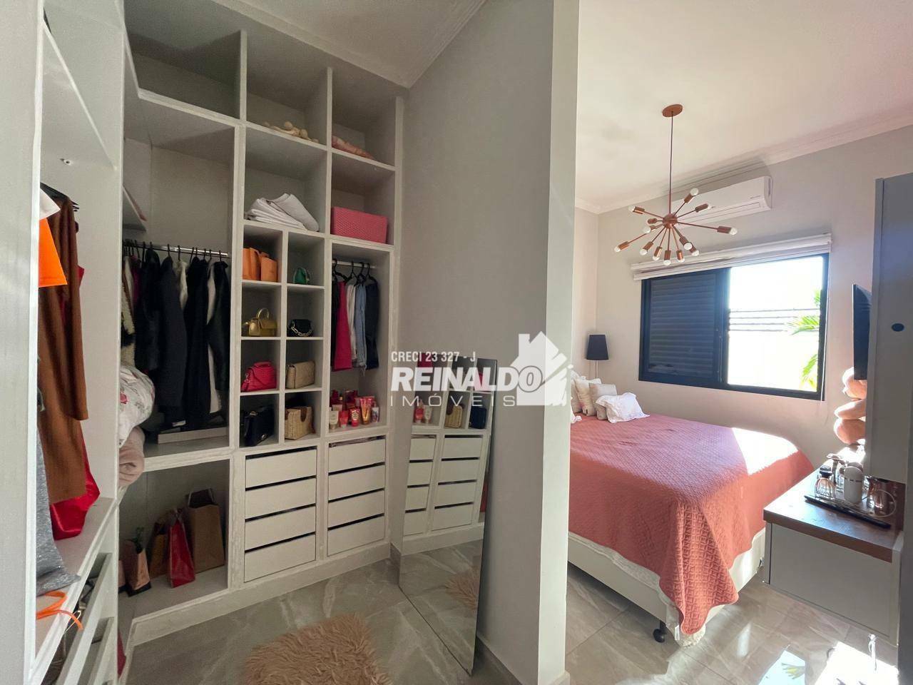 Casa de Condomínio à venda com 3 quartos, 245m² - Foto 18