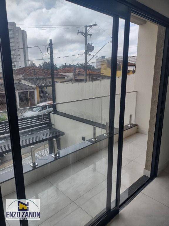 Sobrado à venda com 3 quartos, 201m² - Foto 2