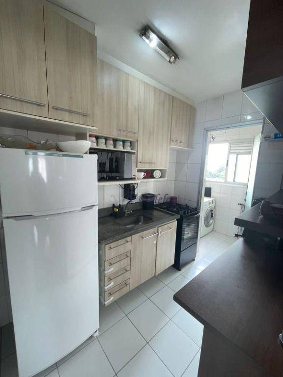 Apartamento à venda com 3 quartos, 66m² - Foto 4