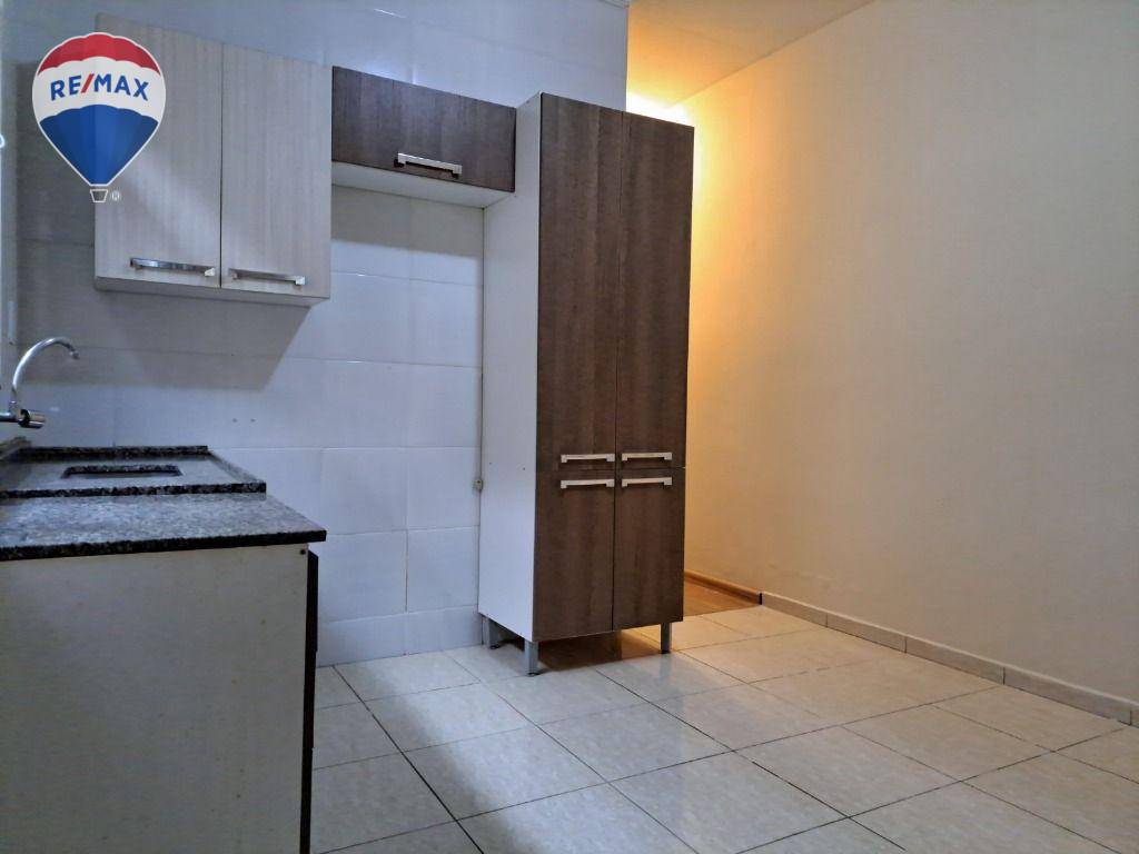 Casa à venda com 2 quartos, 62m² - Foto 16