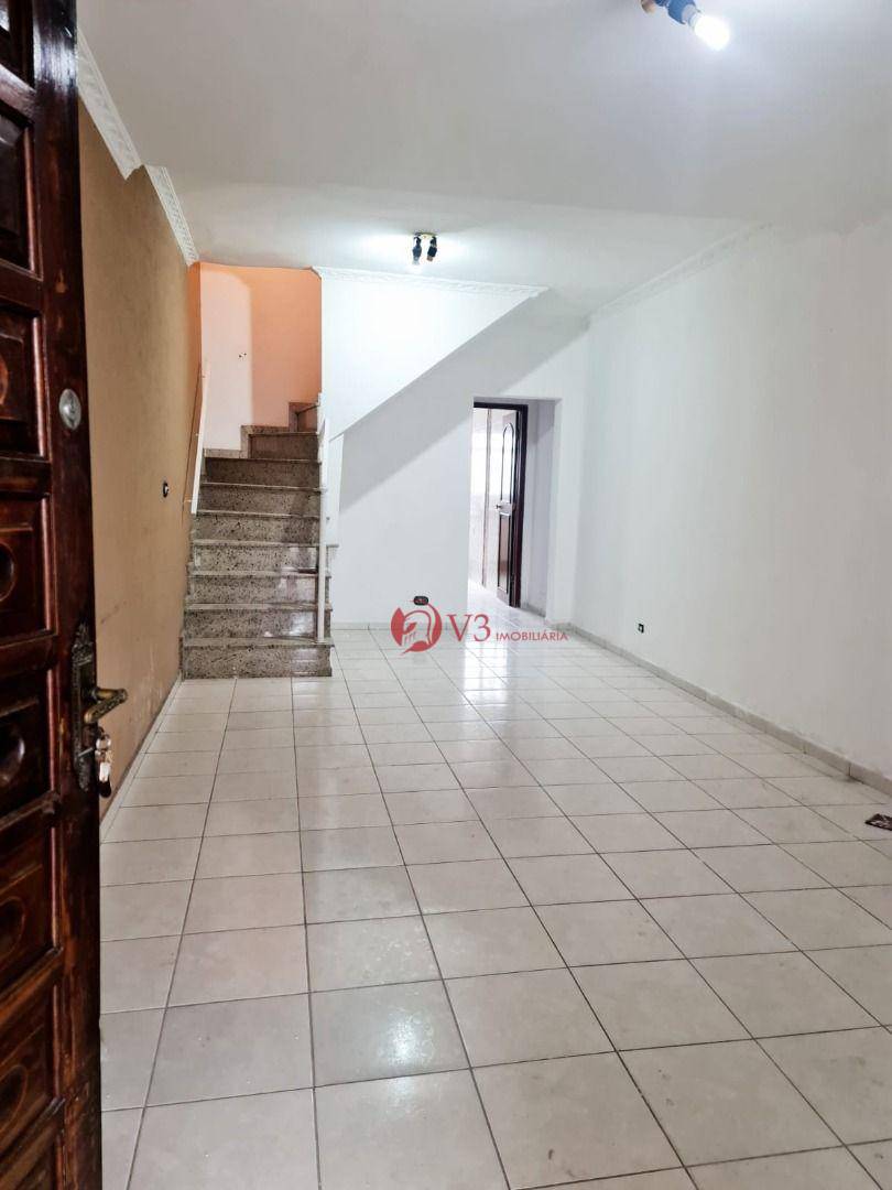 Sobrado à venda com 2 quartos, 130m² - Foto 1