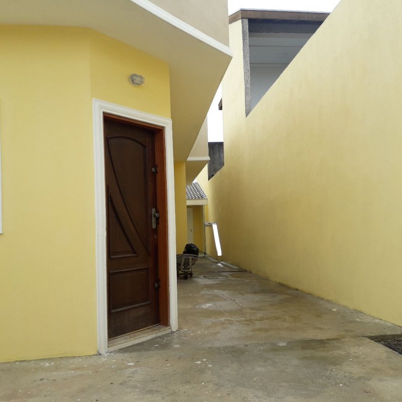 Casa à venda com 2 quartos, 50m² - Foto 5