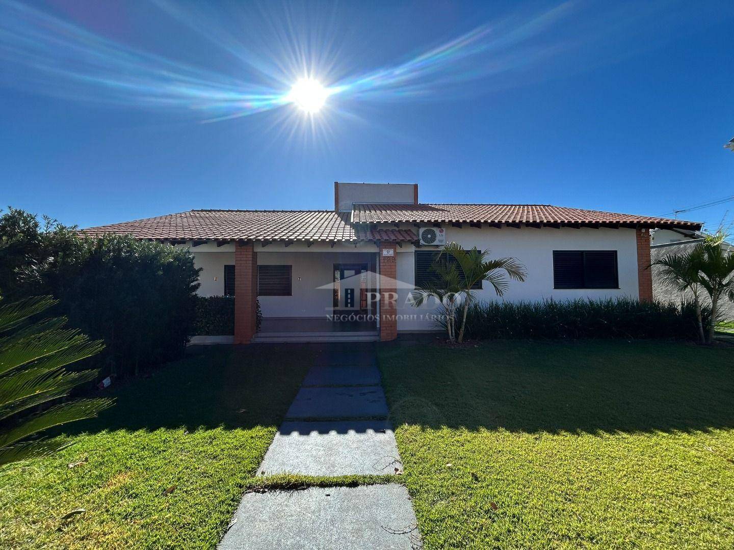 Casa, 3 quartos, 232 m² - Foto 2