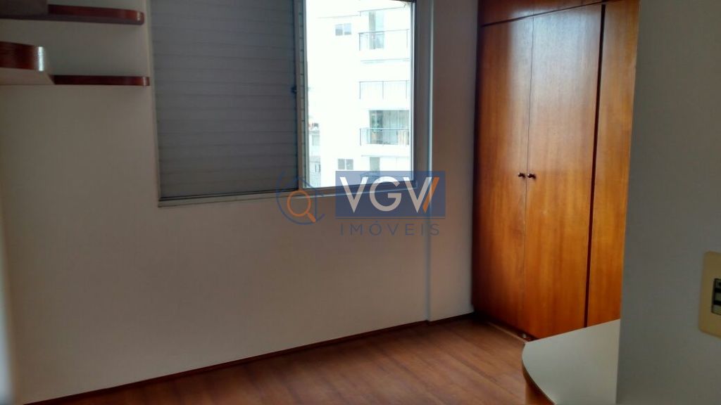 Apartamento à venda com 2 quartos, 60m² - Foto 2