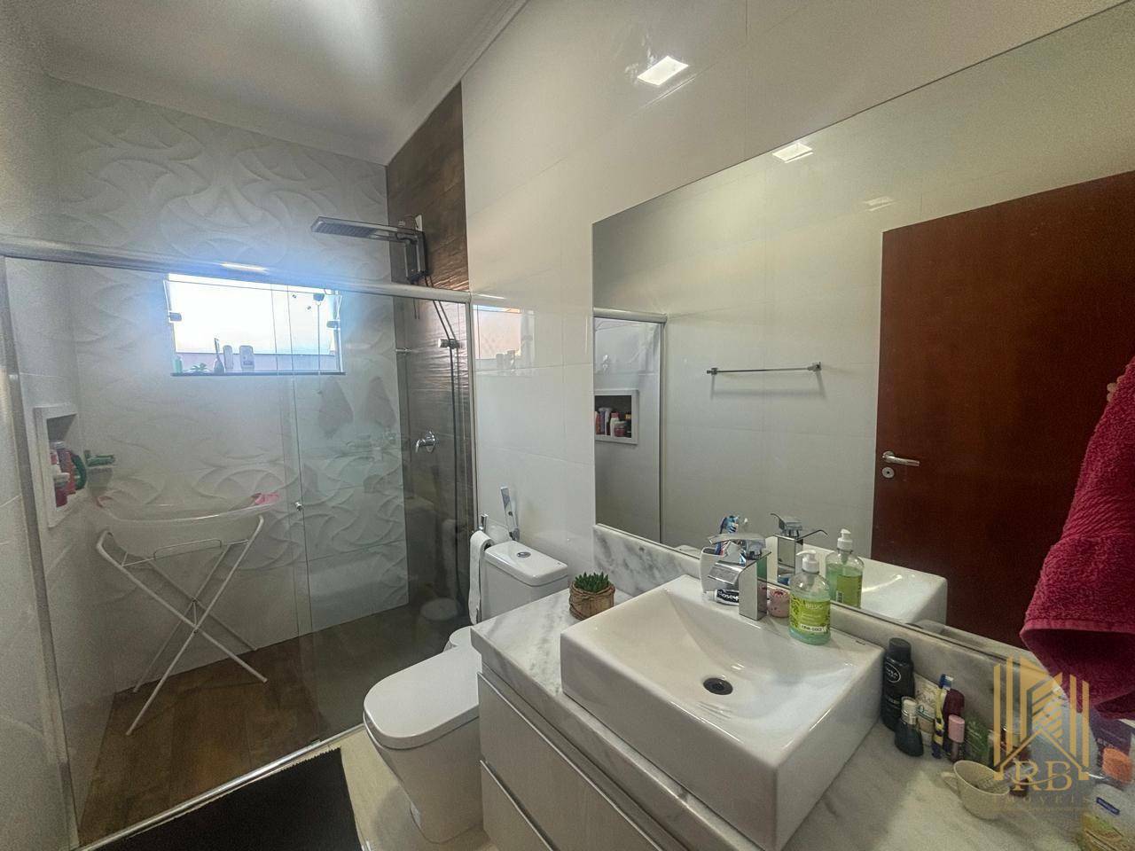 Casa à venda com 3 quartos, 320m² - Foto 9