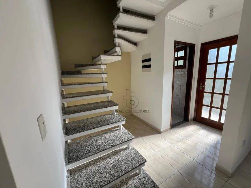 Sobrado à venda com 3 quartos, 125m² - Foto 4