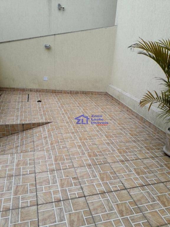 Apartamento à venda com 1 quarto, 32m² - Foto 2