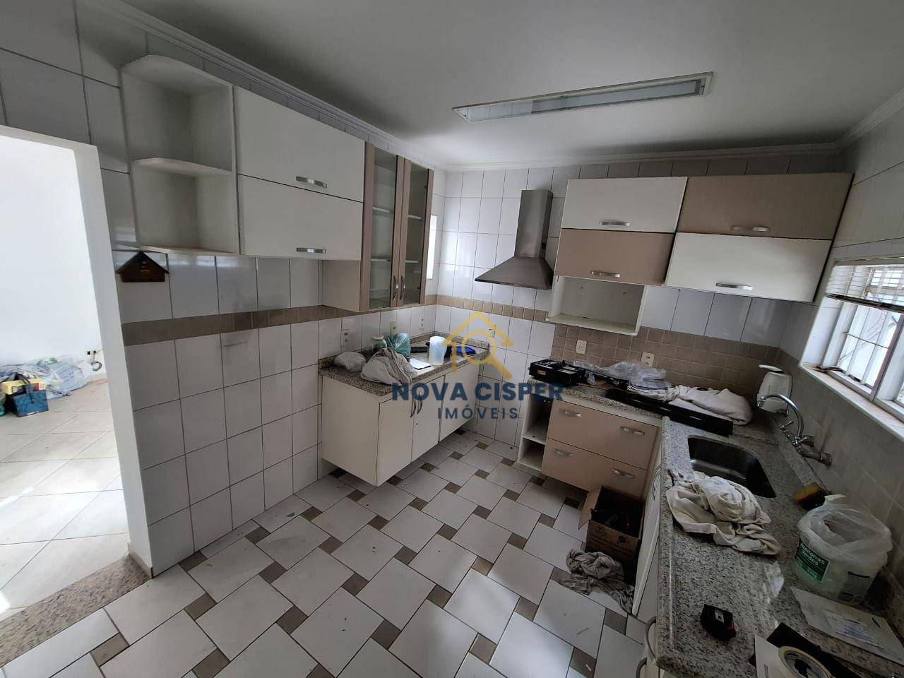 Casa para alugar com 1 quarto, 100m² - Foto 9