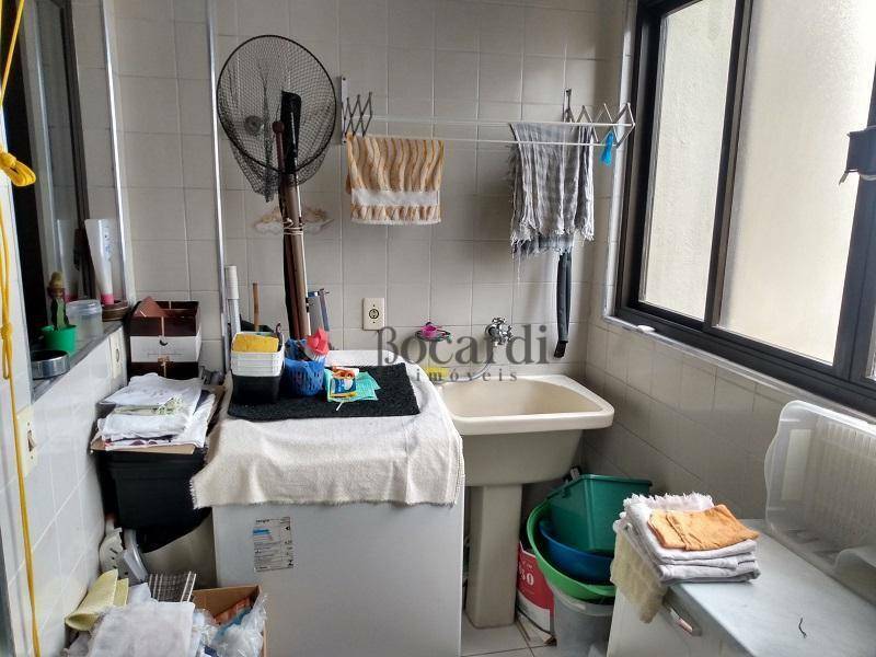 Apartamento à venda com 2 quartos, 100m² - Foto 13