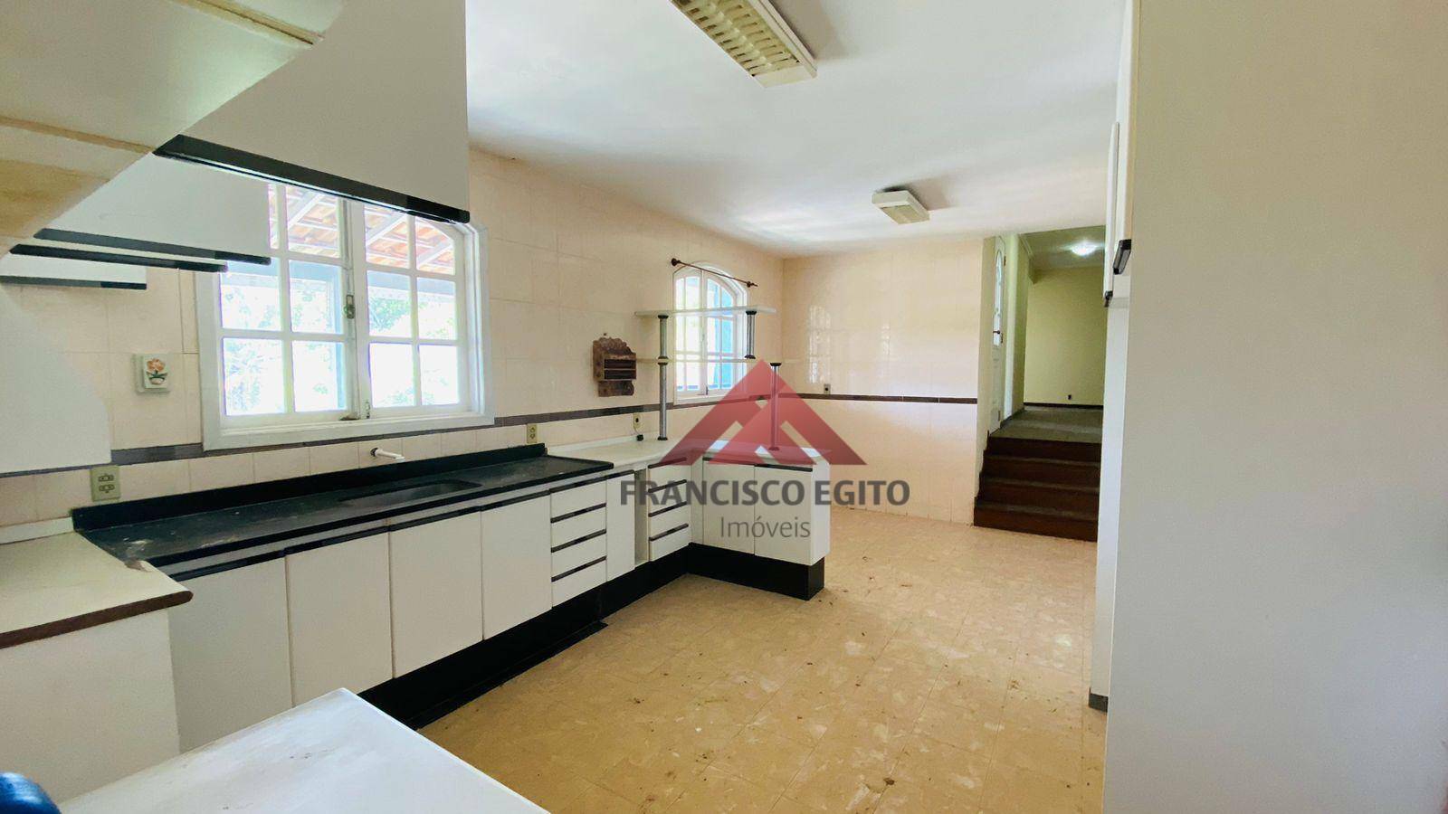 Casa de Condomínio à venda com 3 quartos, 350m² - Foto 15