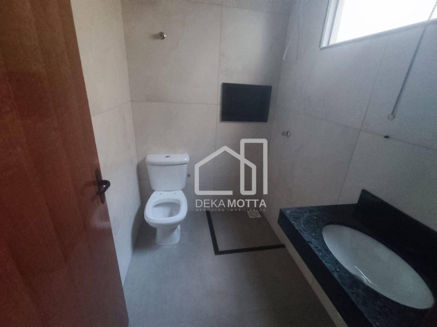 Casa à venda com 2 quartos, 64m² - Foto 25