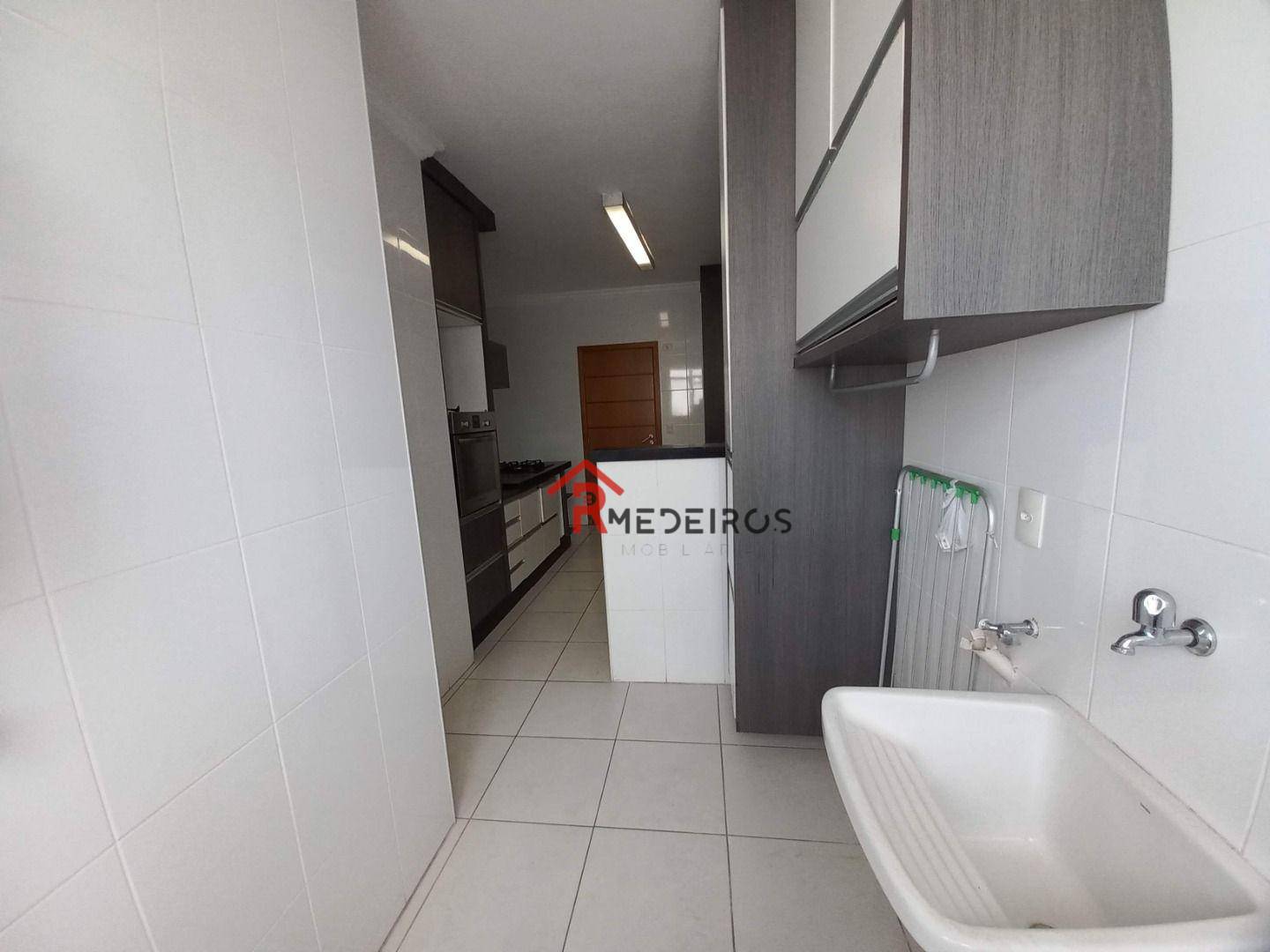 Apartamento à venda com 3 quartos, 125m² - Foto 32