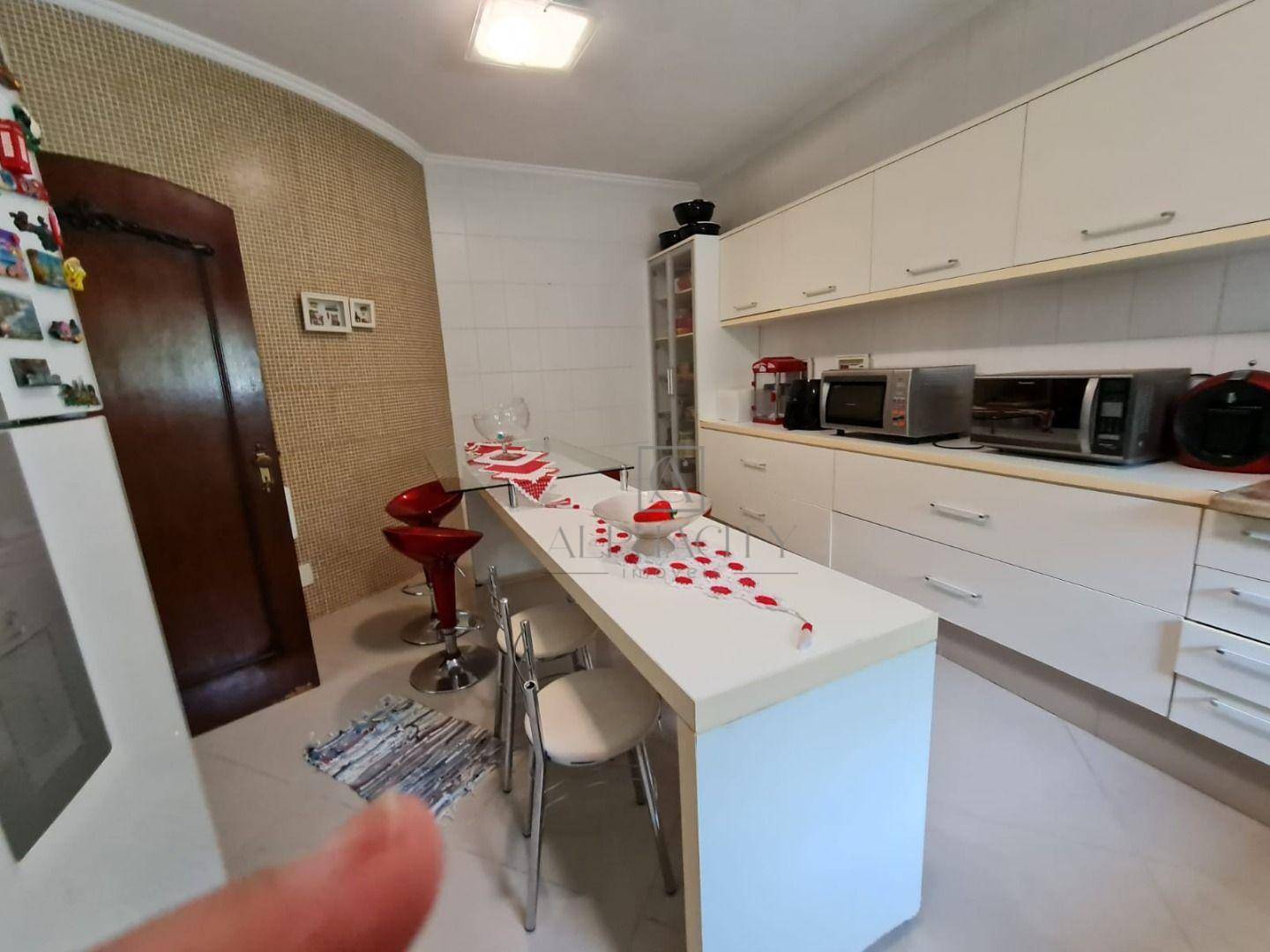 Casa de Condomínio à venda com 4 quartos, 700m² - Foto 7