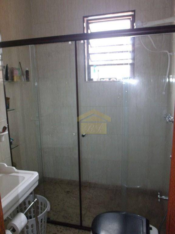 Sobrado à venda com 3 quartos, 238m² - Foto 12