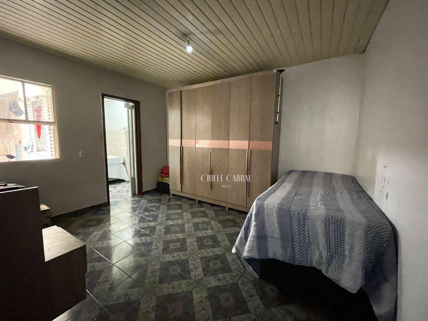 Casa à venda com 4 quartos, 320m² - Foto 42