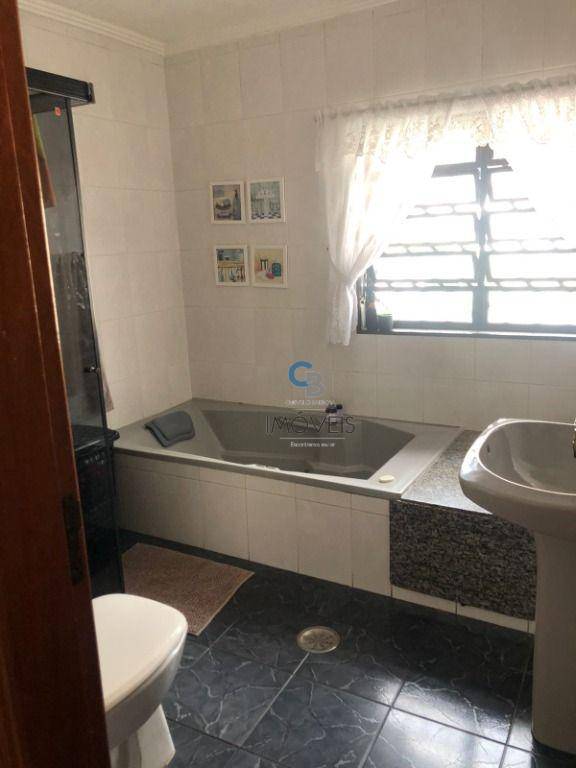 Sobrado à venda com 5 quartos, 420m² - Foto 9