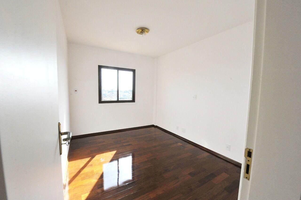 Apartamento à venda com 3 quartos, 150m² - Foto 15