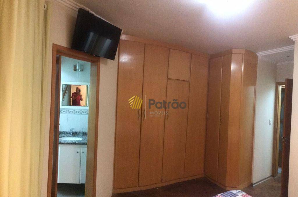 Apartamento para alugar com 3 quartos, 114m² - Foto 16