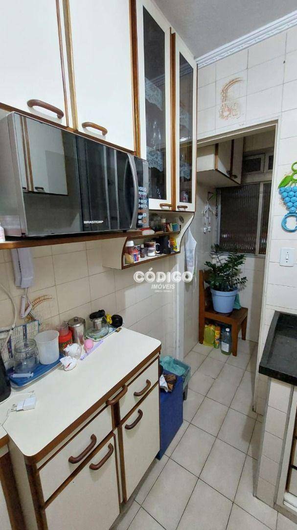 Apartamento à venda com 1 quarto, 56m² - Foto 14