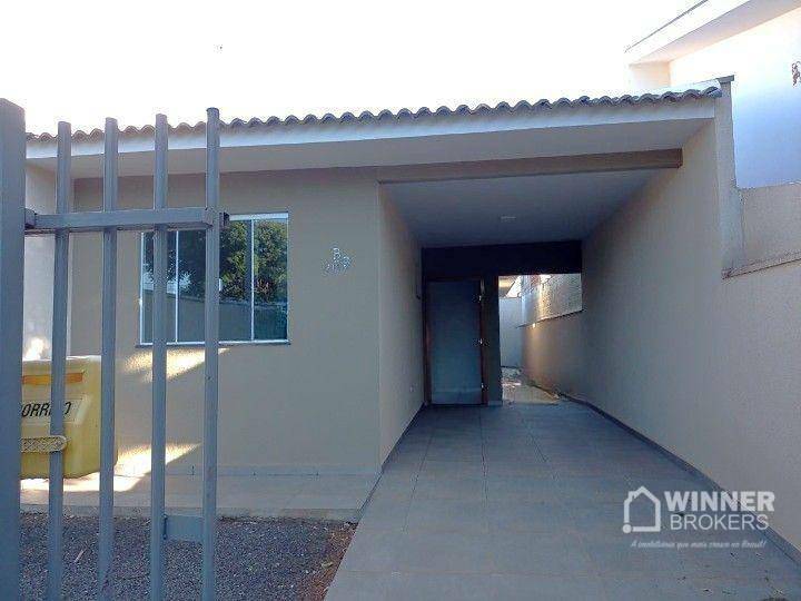 Casa à venda com 3 quartos, 88m² - Foto 1