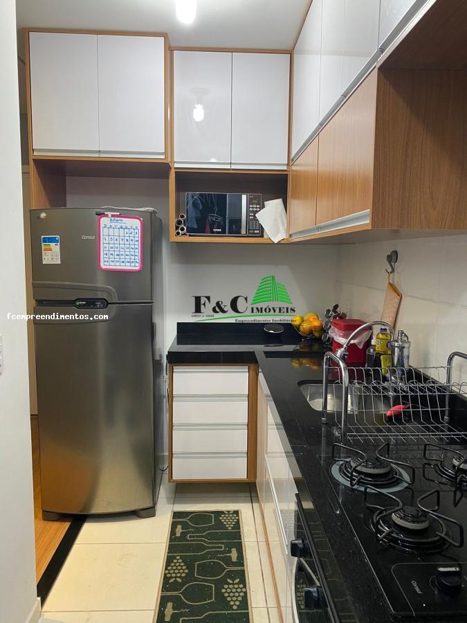 Apartamento à venda com 2 quartos, 50m² - Foto 4