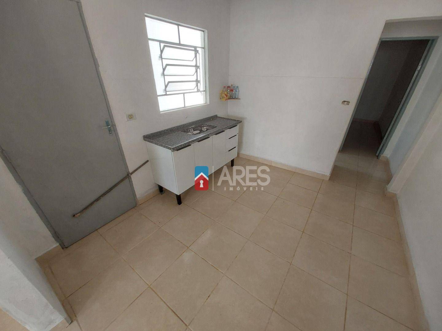 Casa à venda com 3 quartos, 143m² - Foto 13