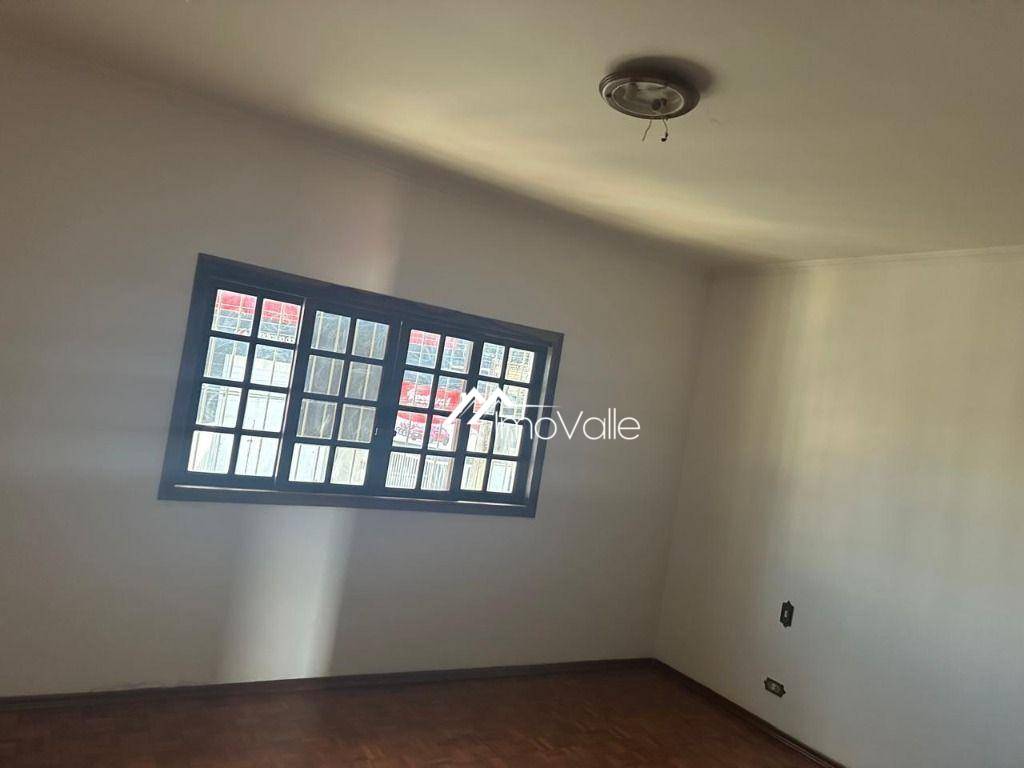 Casa, 3 quartos, 220 m² - Foto 4