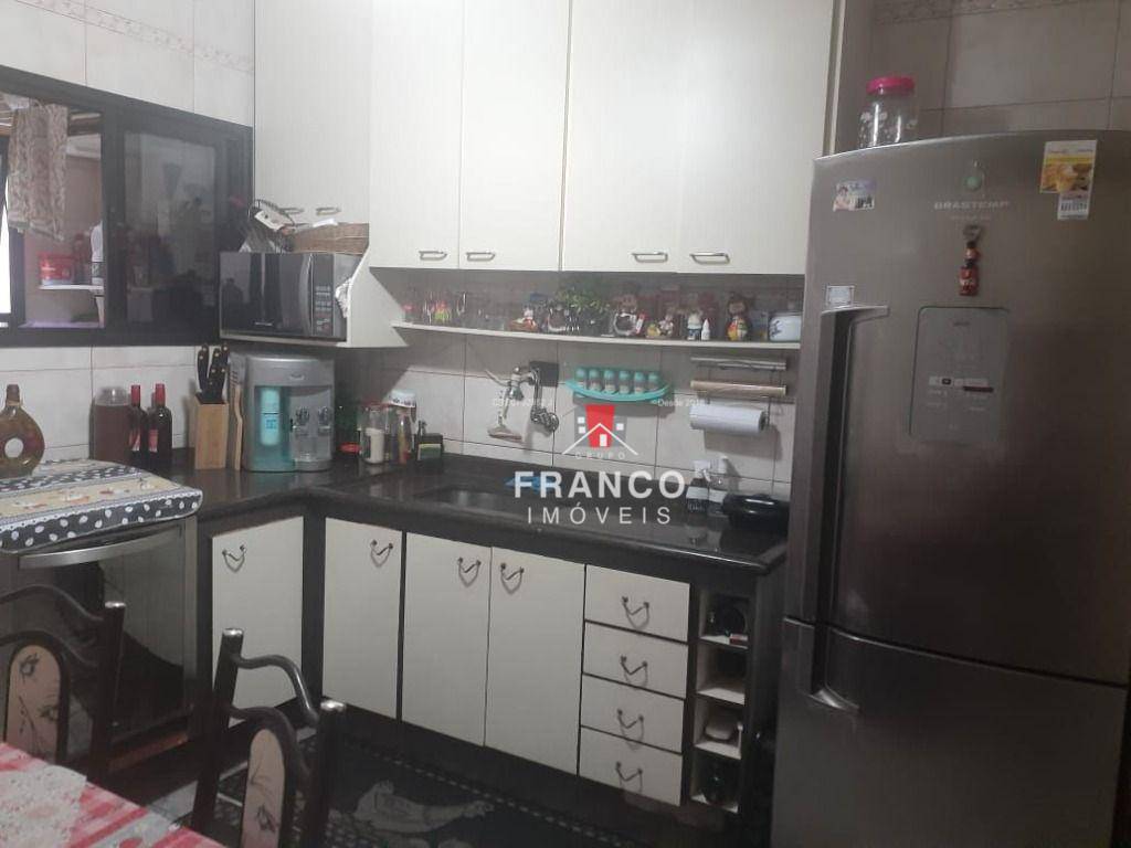 Apartamento à venda com 2 quartos, 84m² - Foto 5