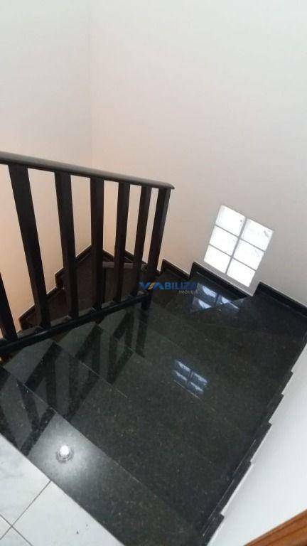 Sobrado à venda com 4 quartos, 180m² - Foto 9