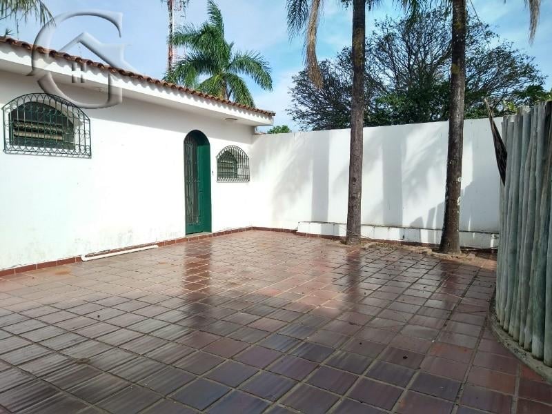 Casa para alugar, 380m² - Foto 13