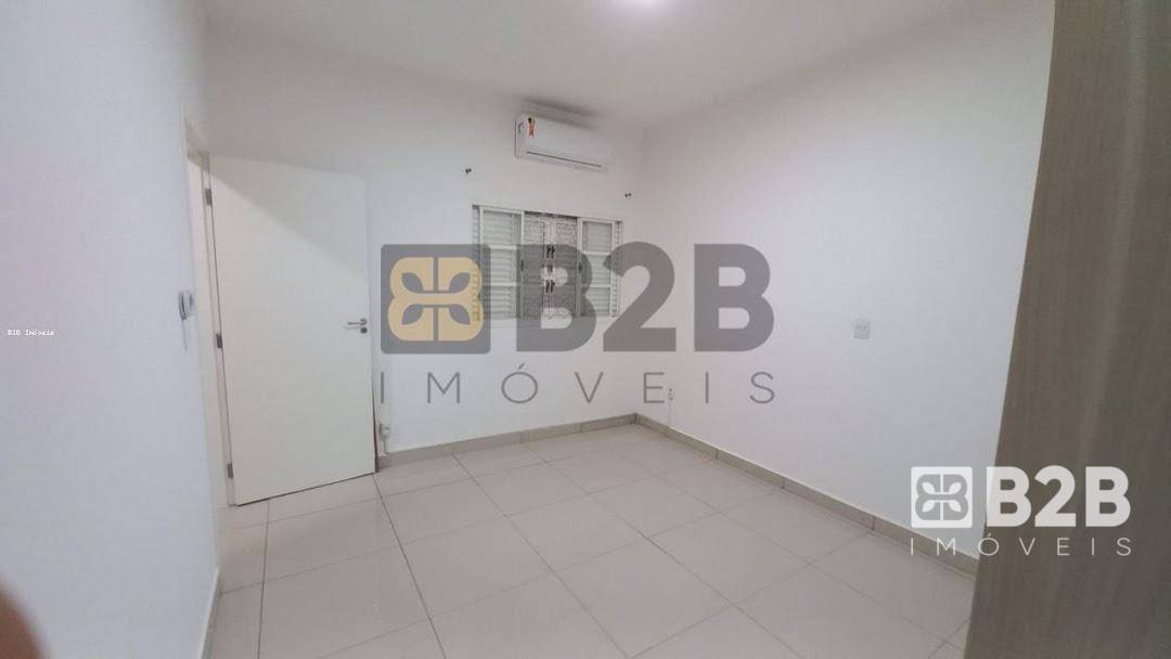 Casa à venda com 3 quartos, 250m² - Foto 25