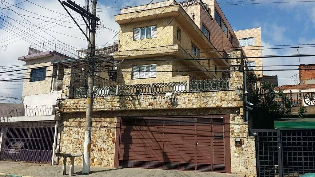 Sobrado à venda com 9 quartos, 683m² - Foto 1