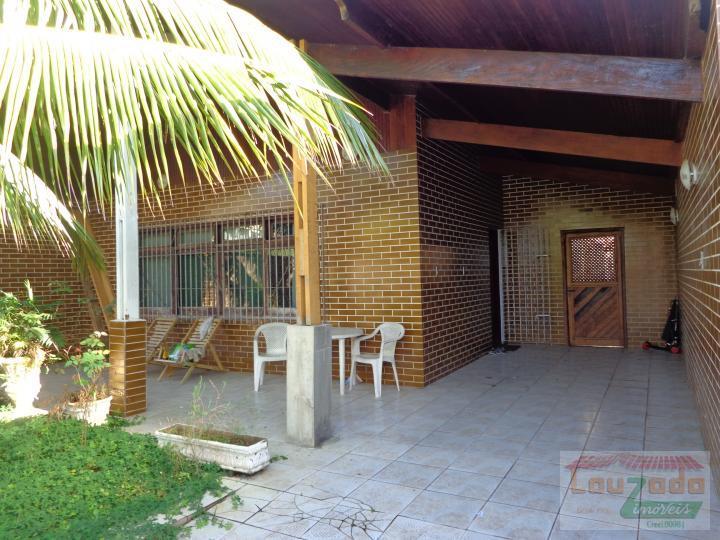 Casa à venda com 3 quartos, 500m² - Foto 2