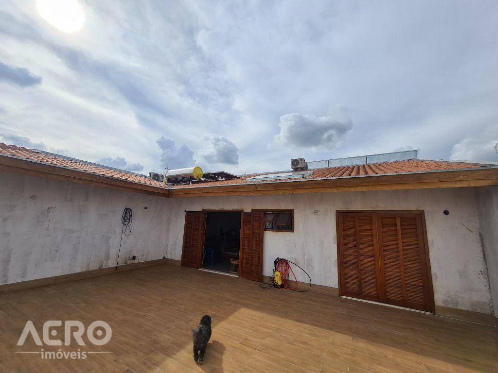 Casa à venda com 2 quartos, 280m² - Foto 13