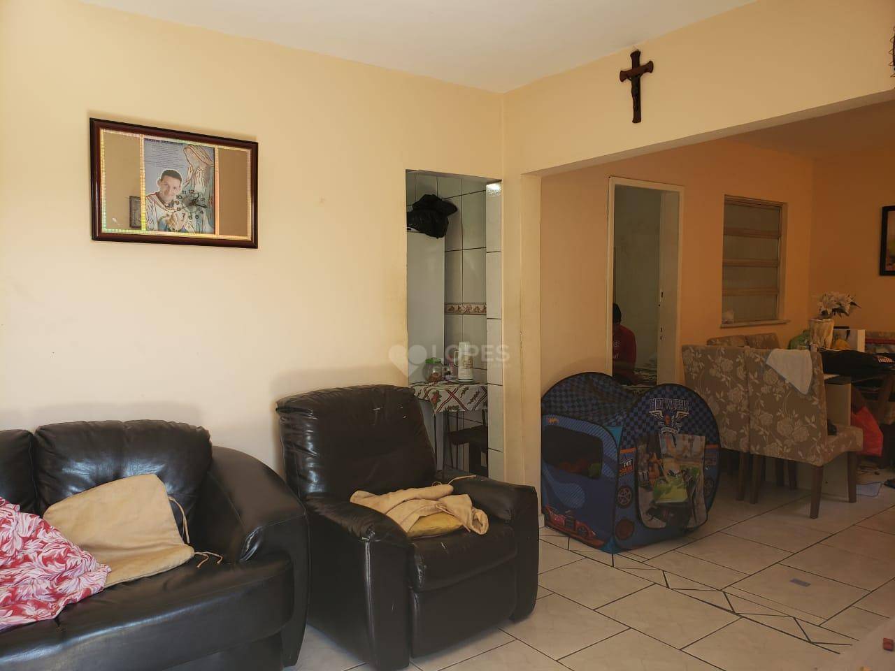 Casa à venda com 3 quartos, 90M2 - Foto 1