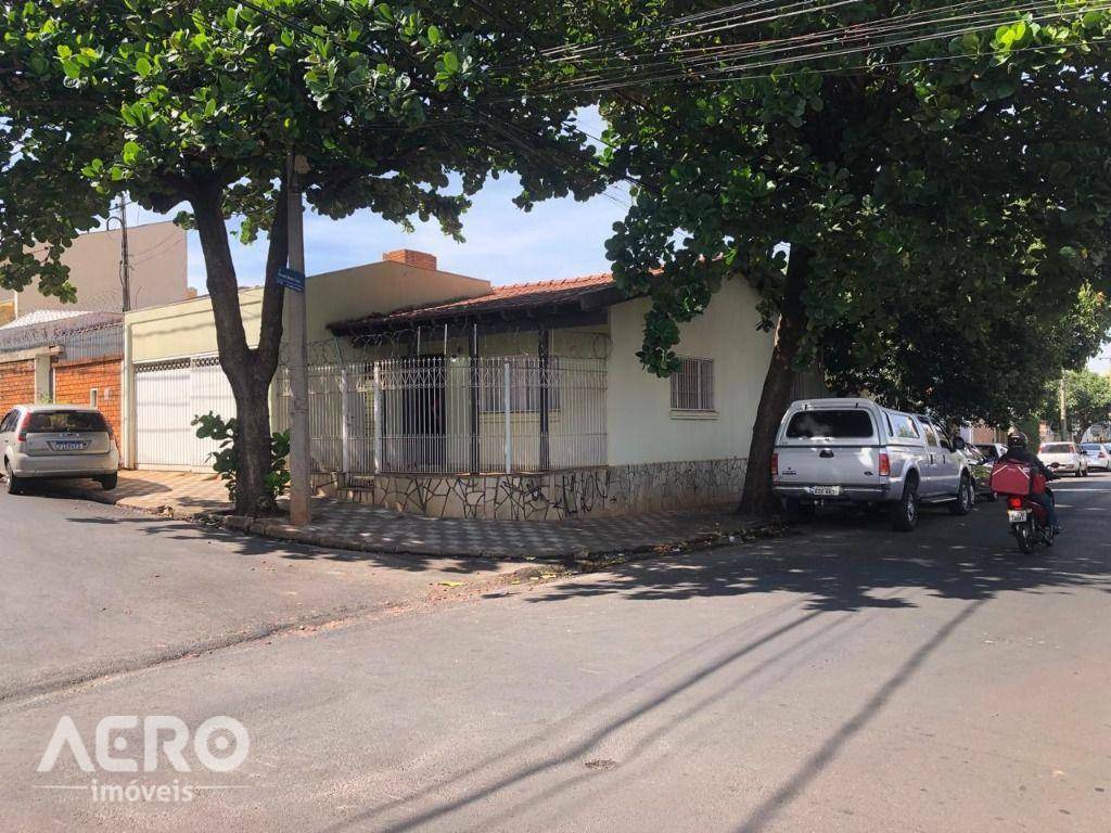 Casa à venda com 2 quartos, 170m² - Foto 3