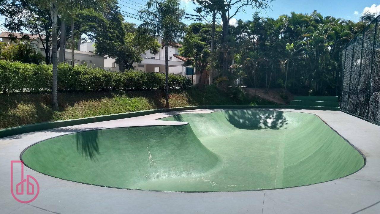 Casa de Condomínio à venda com 4 quartos, 560m² - Foto 46