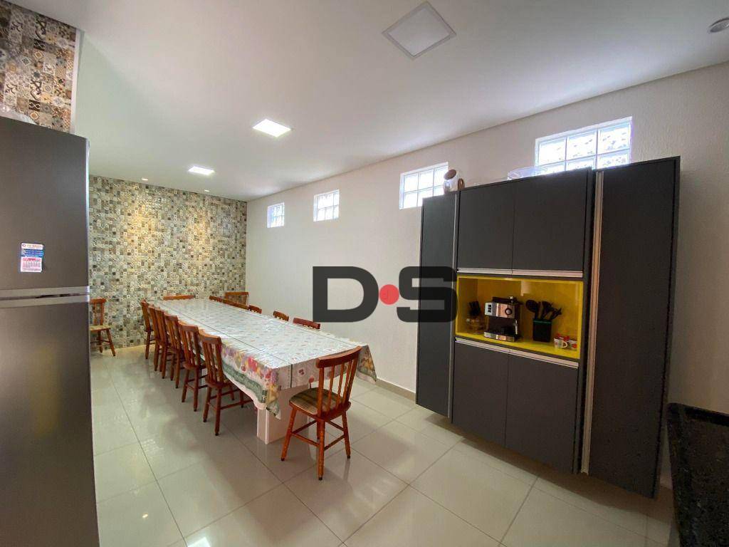 Casa, 3 quartos, 175 m² - Foto 3