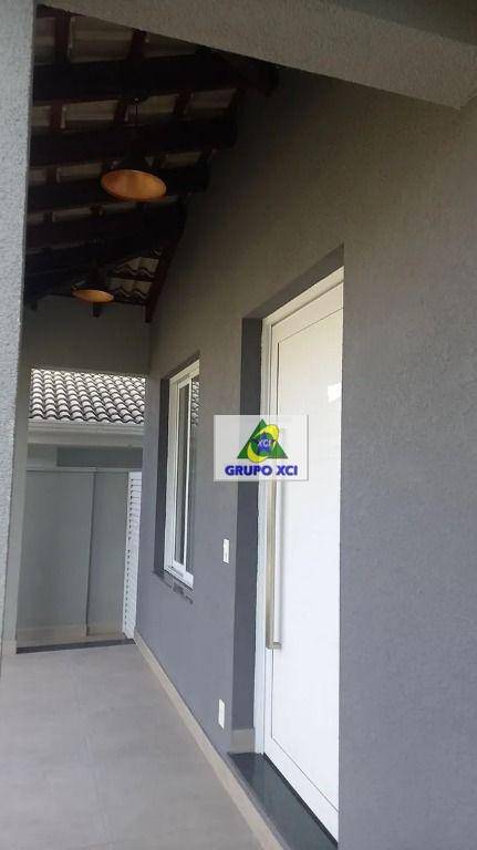 Casa de Condomínio à venda com 3 quartos, 223m² - Foto 8