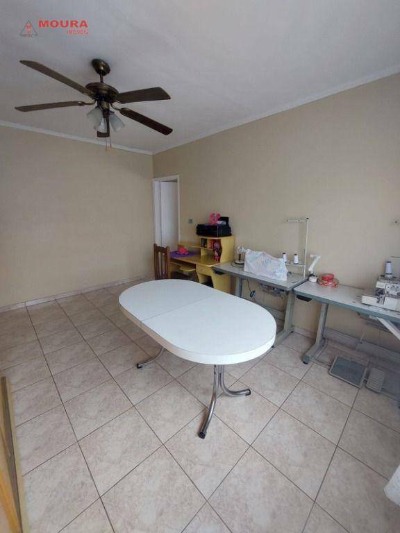 Sobrado à venda com 4 quartos, 211m² - Foto 16