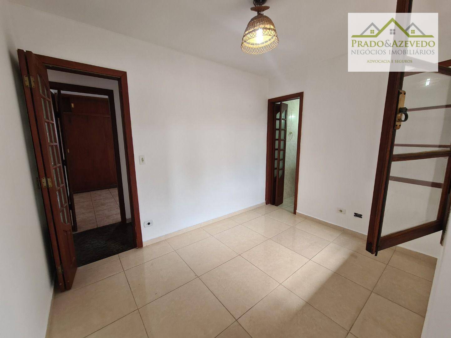 Casa para alugar com 2 quartos, 94m² - Foto 13